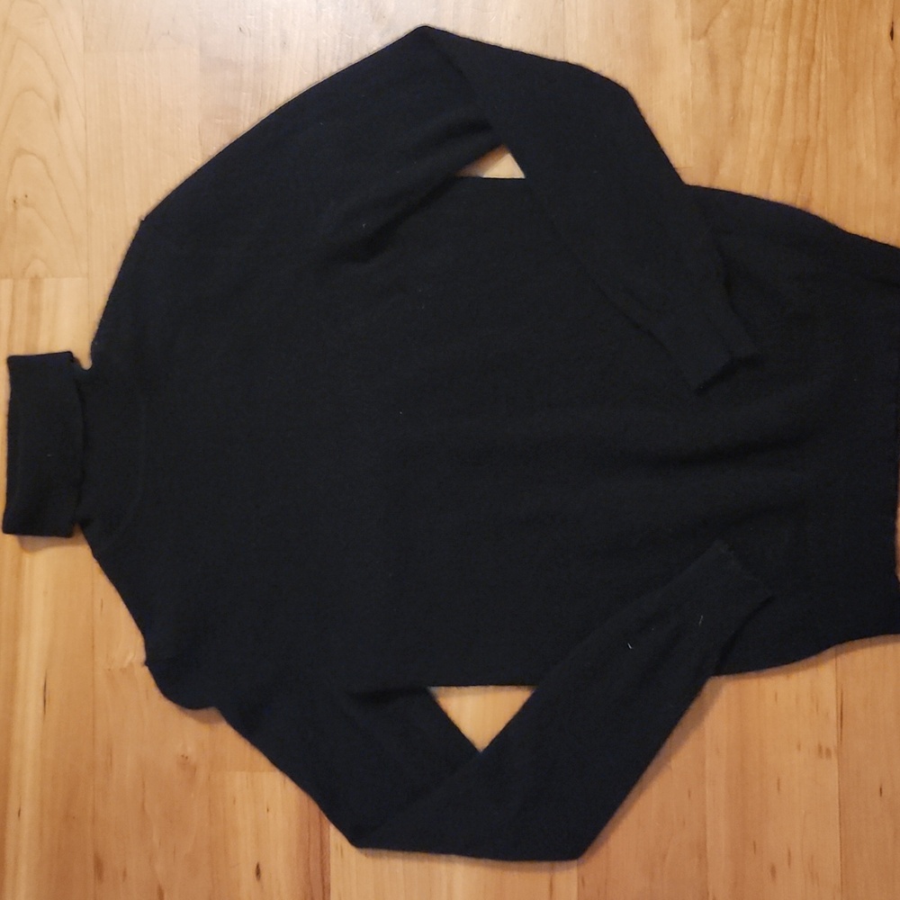 Black Cashmere Turtleneck Sweater